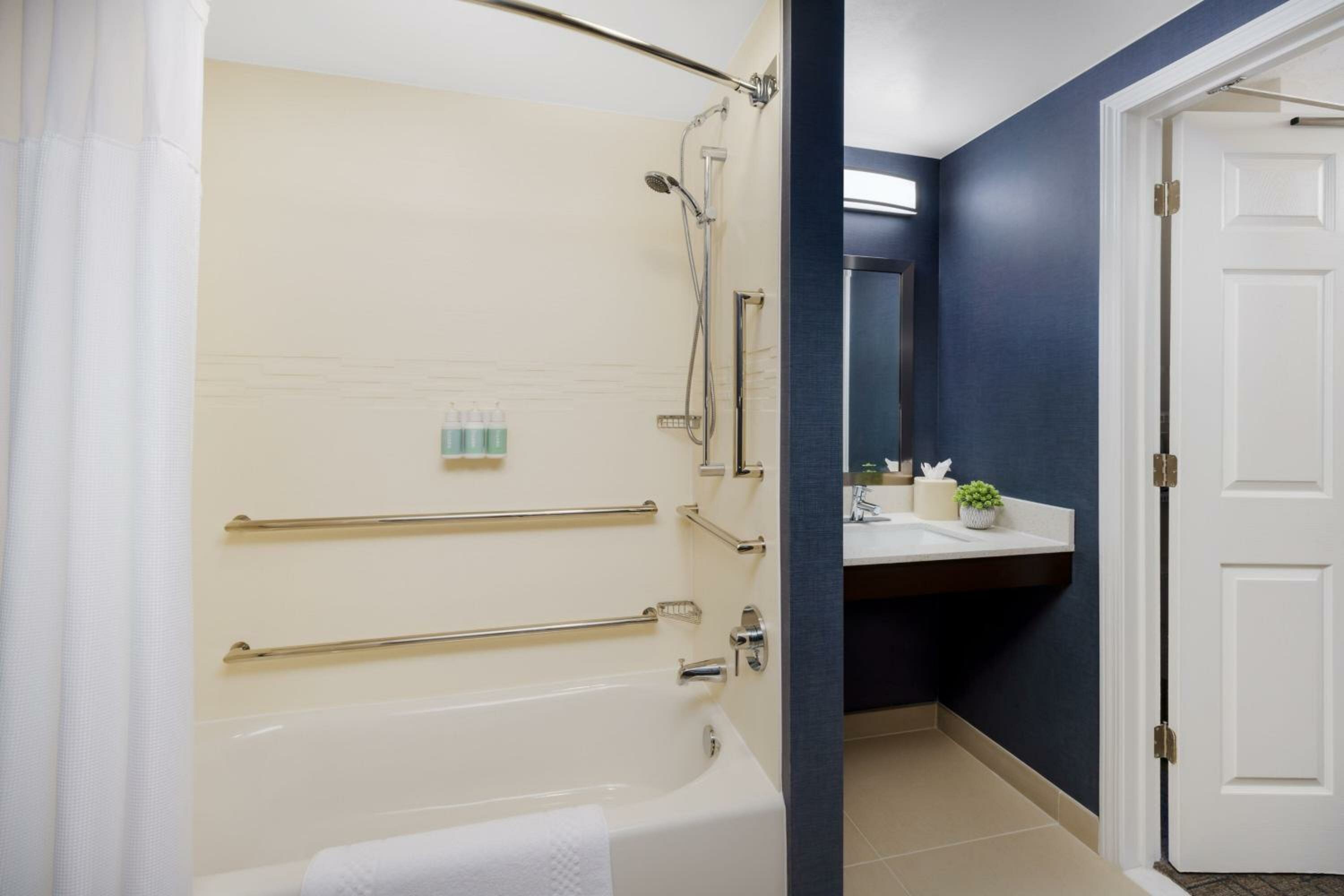 Фото Residence Inn by Marriott Boston-Franklin