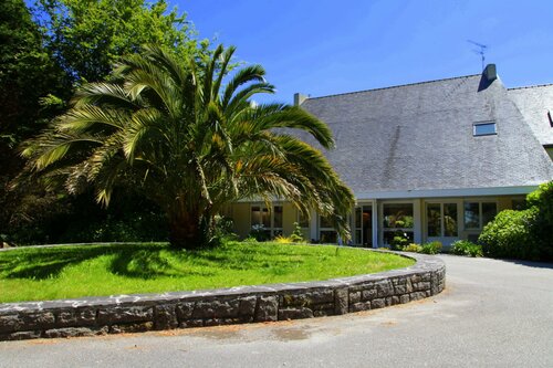 Гостиница Hotel Latitude Ouest в Кемпере