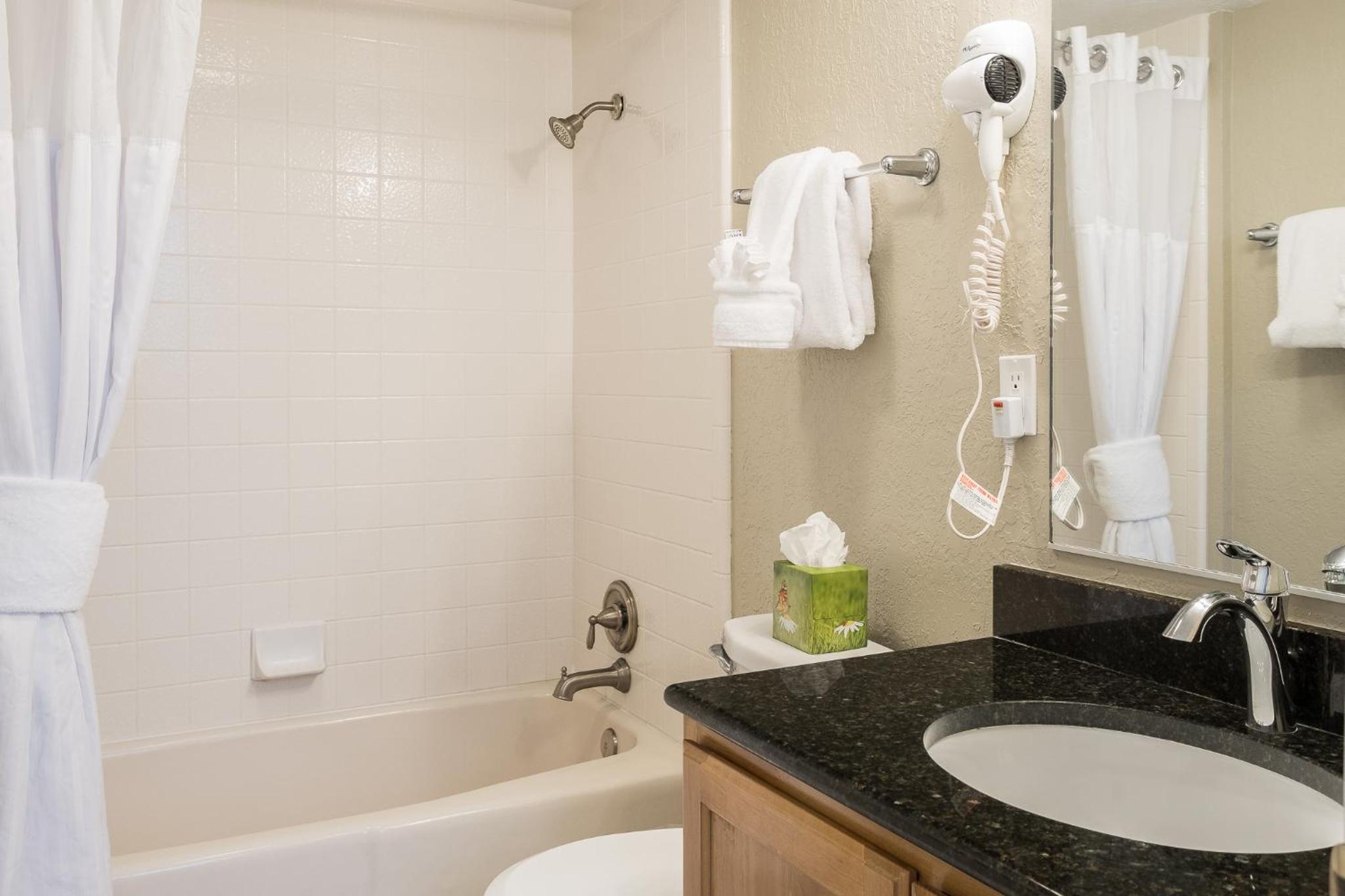 Фото Sweetwater Lift Lodge