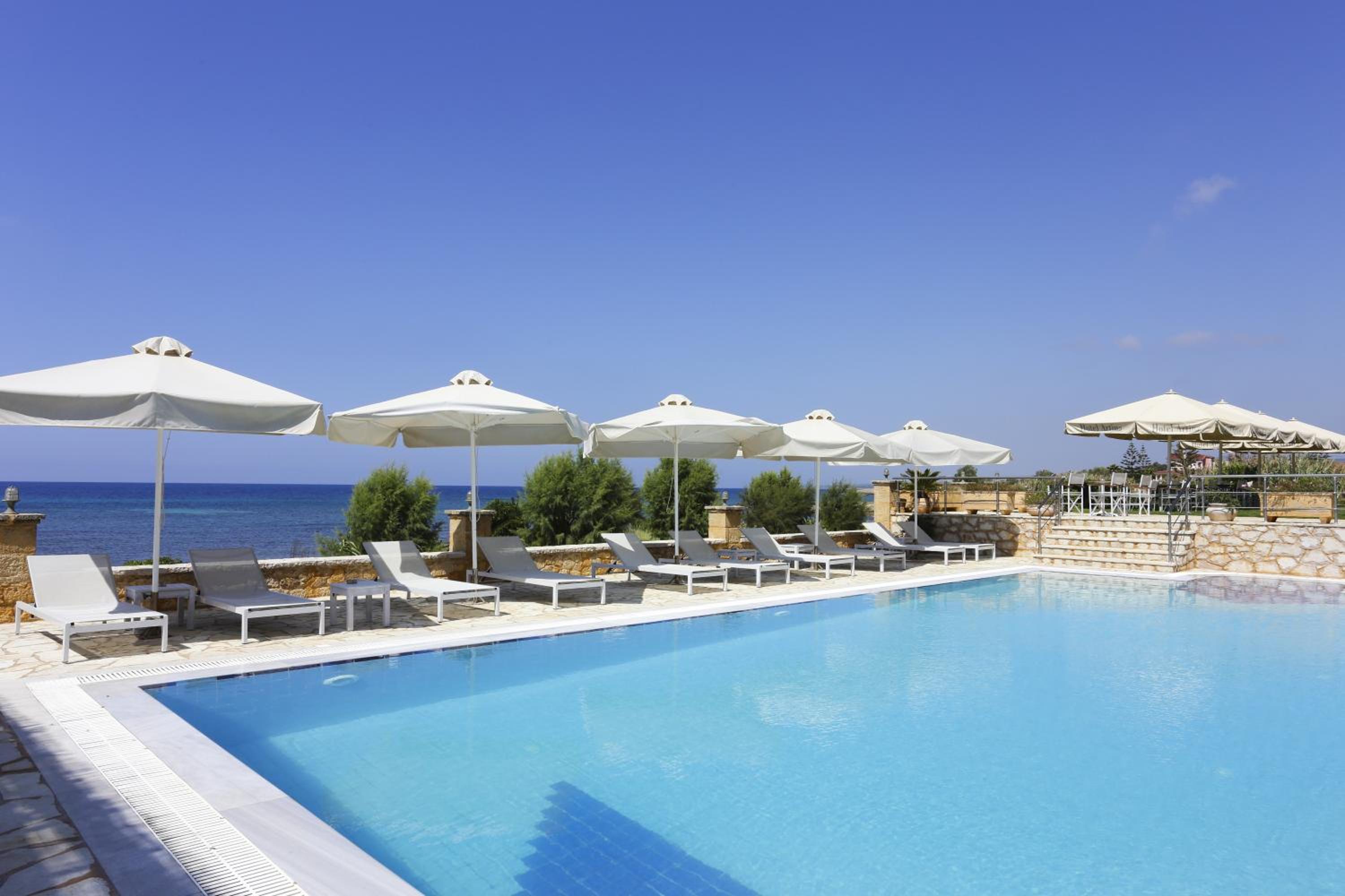 Фото Artina Hotel