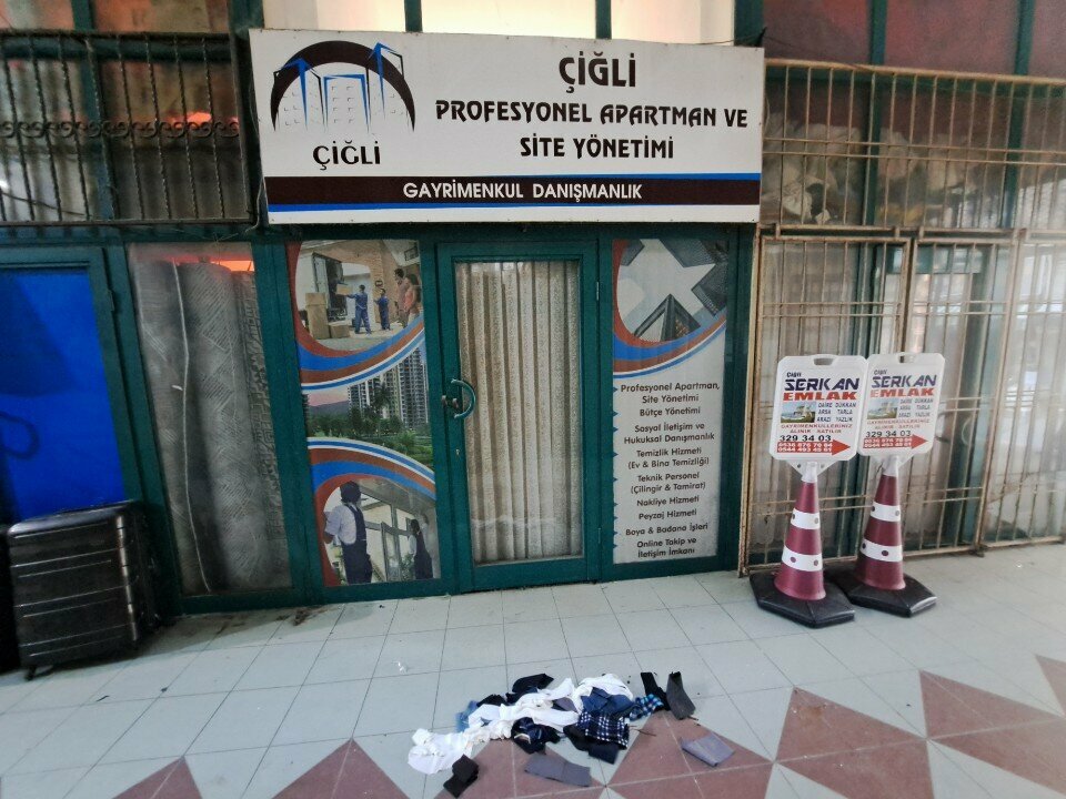 Homeowner association Felicity Party Cigli District Building, Izmir, photo