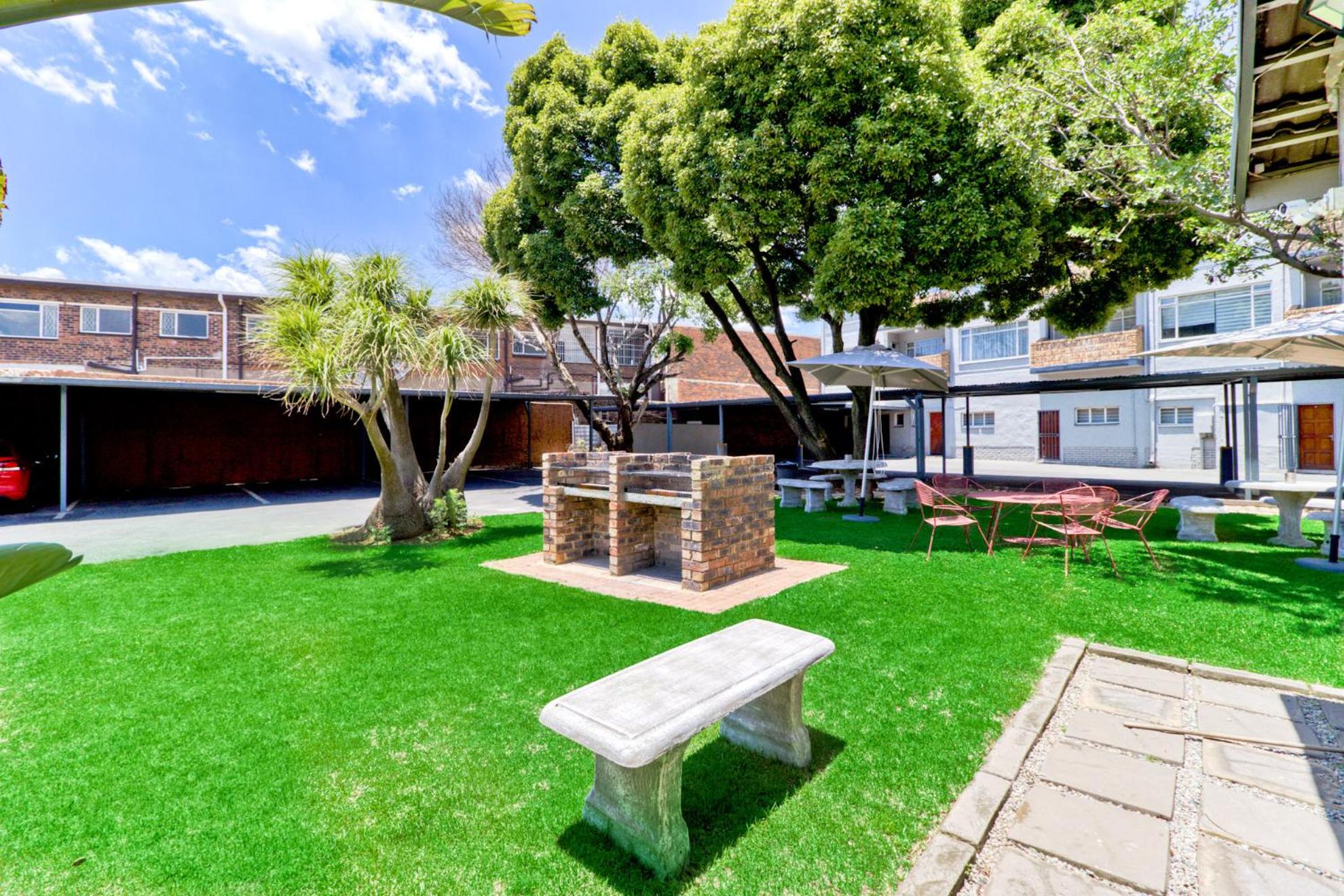 Фото Bm Gardens Apartment Hotel