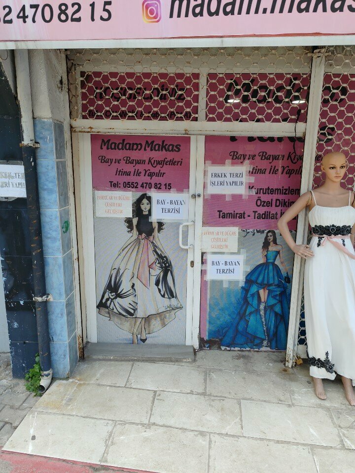 Tailor Madam Scissors, Izmir, photo