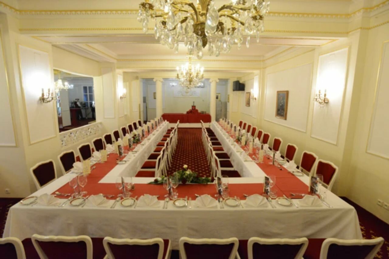 Фото Ambassador Zlatá husa