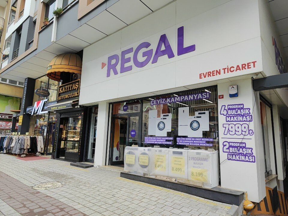 Sokak panoramaları: Regal Avcılar Şubesi, beyaz eşya mağazaları