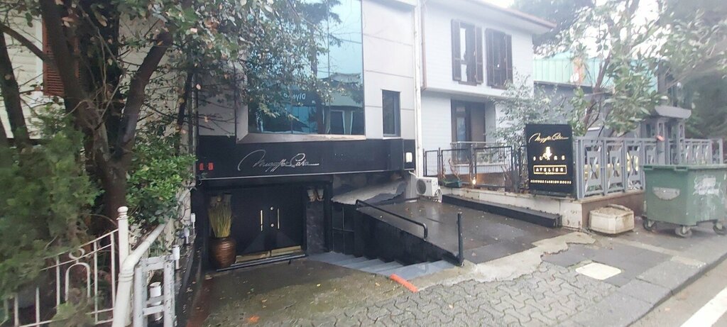 Clothing store Suare, Istanbul, photo