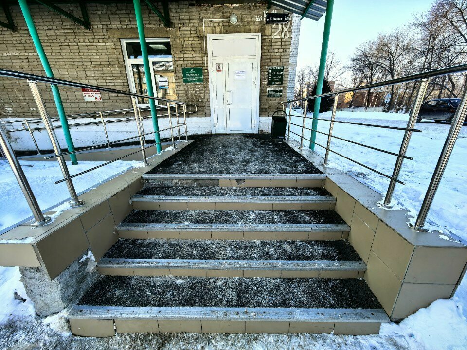 Children's polyclinic Tsentralnaya gorodskaya bolnitsa Korpus detskogo poliklinicheskogo otdeleniya, Berdsk, photo