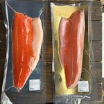 Сегмент Фиш (Komsomolskaya Square, 6), fish and seafood