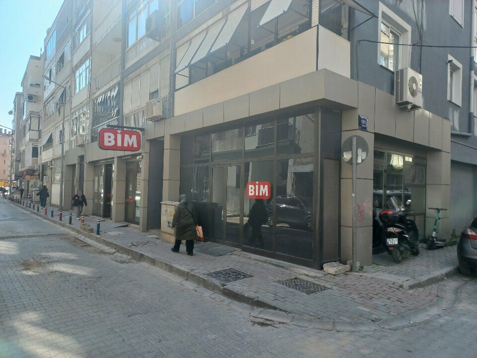 Supermarket Bim, Izmir, photo