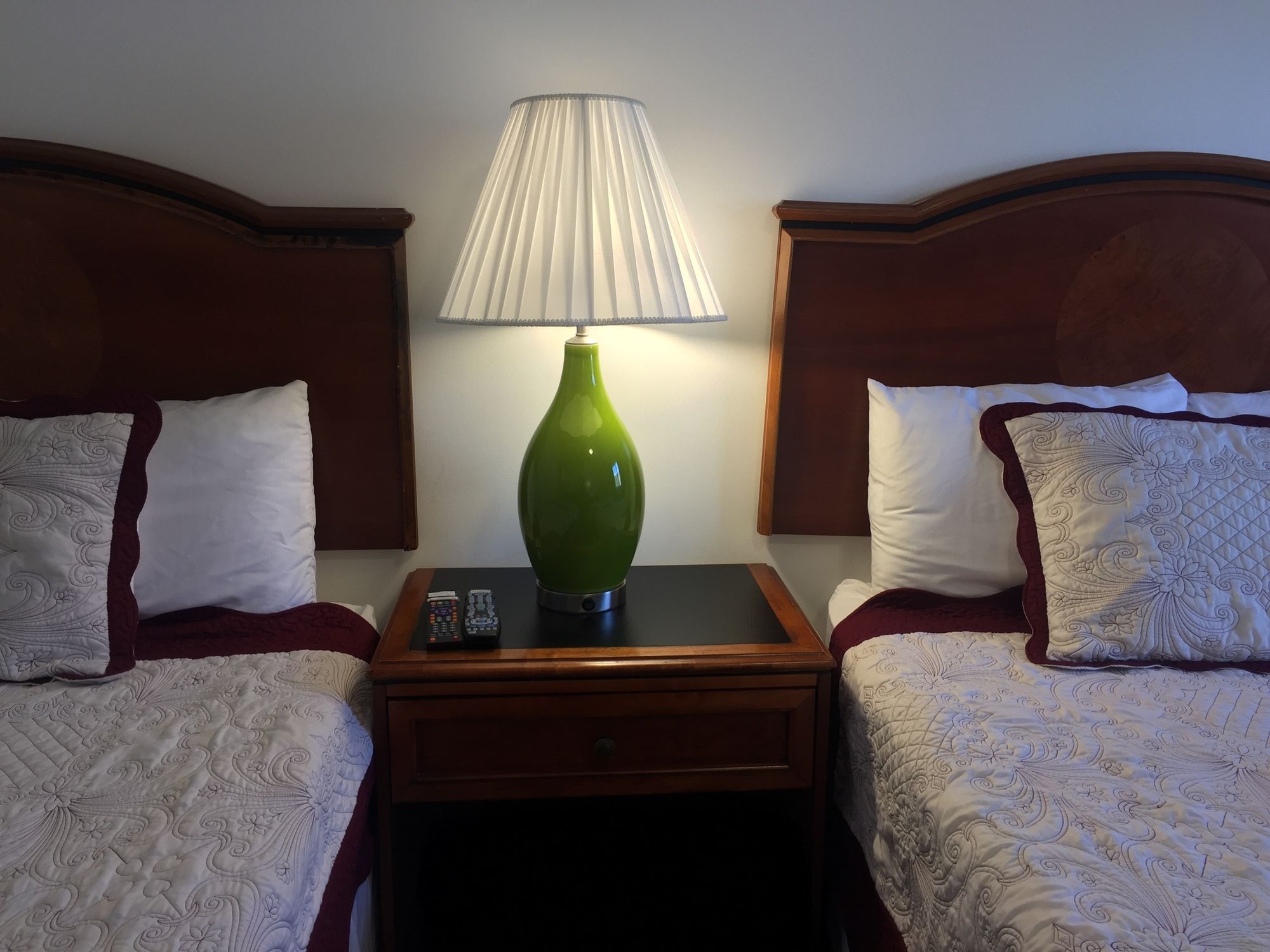 Фото Apple Inn and Suites Cooperstown Area