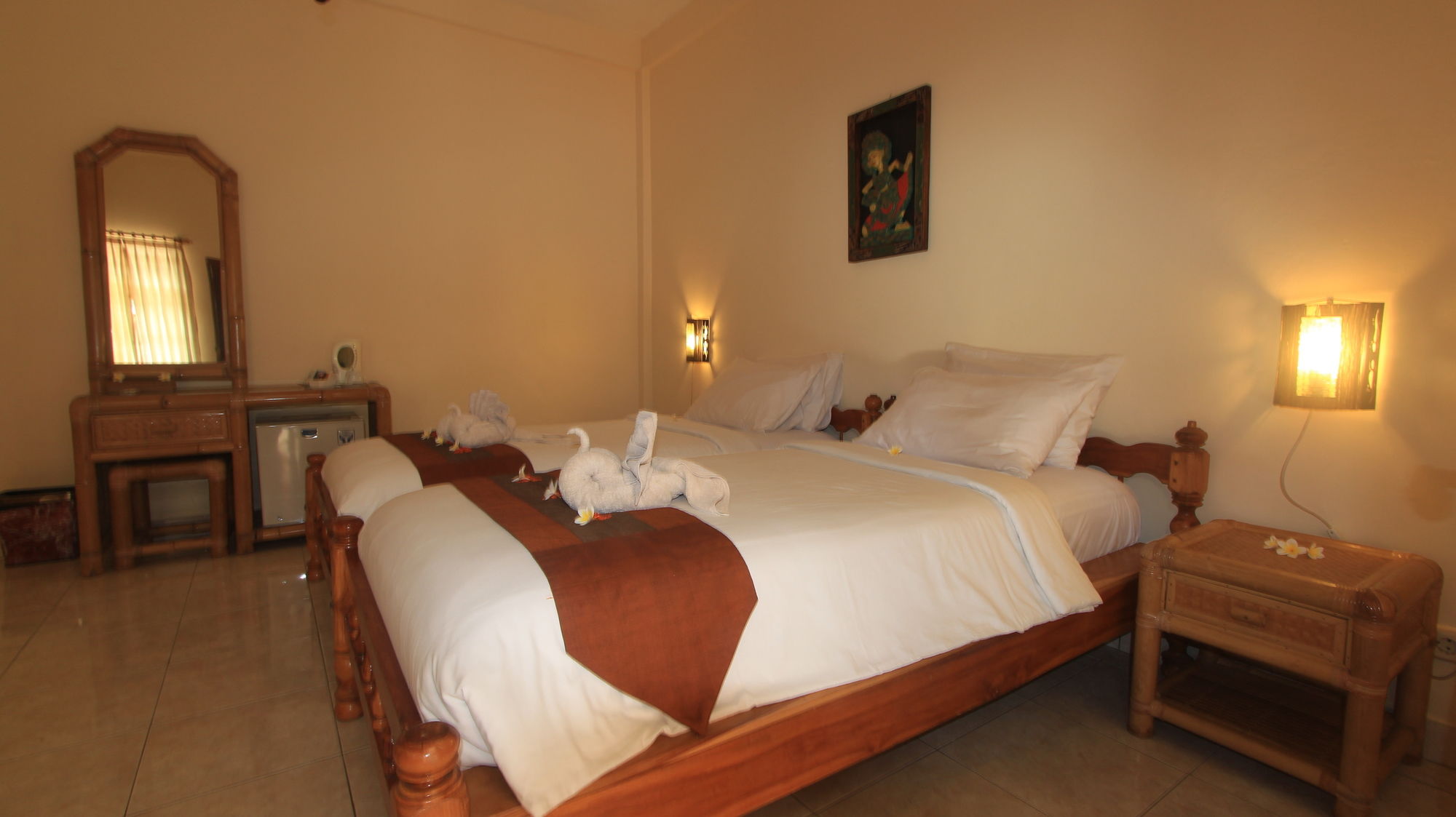 Фото Chonos Hotel Lovina