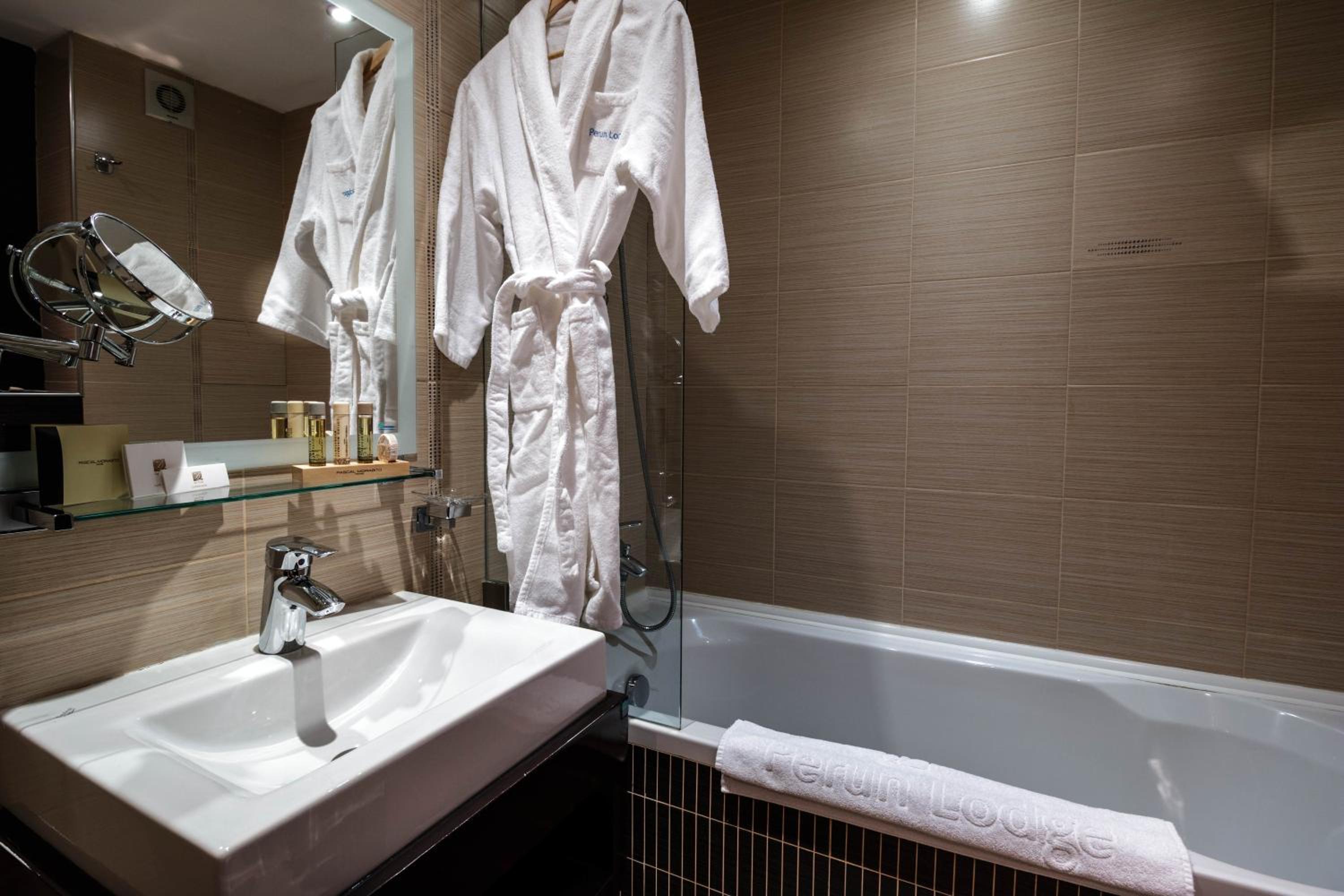 Фото Perun Lodge Hotel