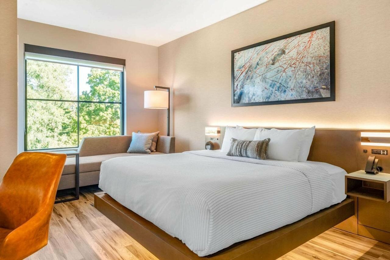 Фото Cambria Hotel New Haven University Area