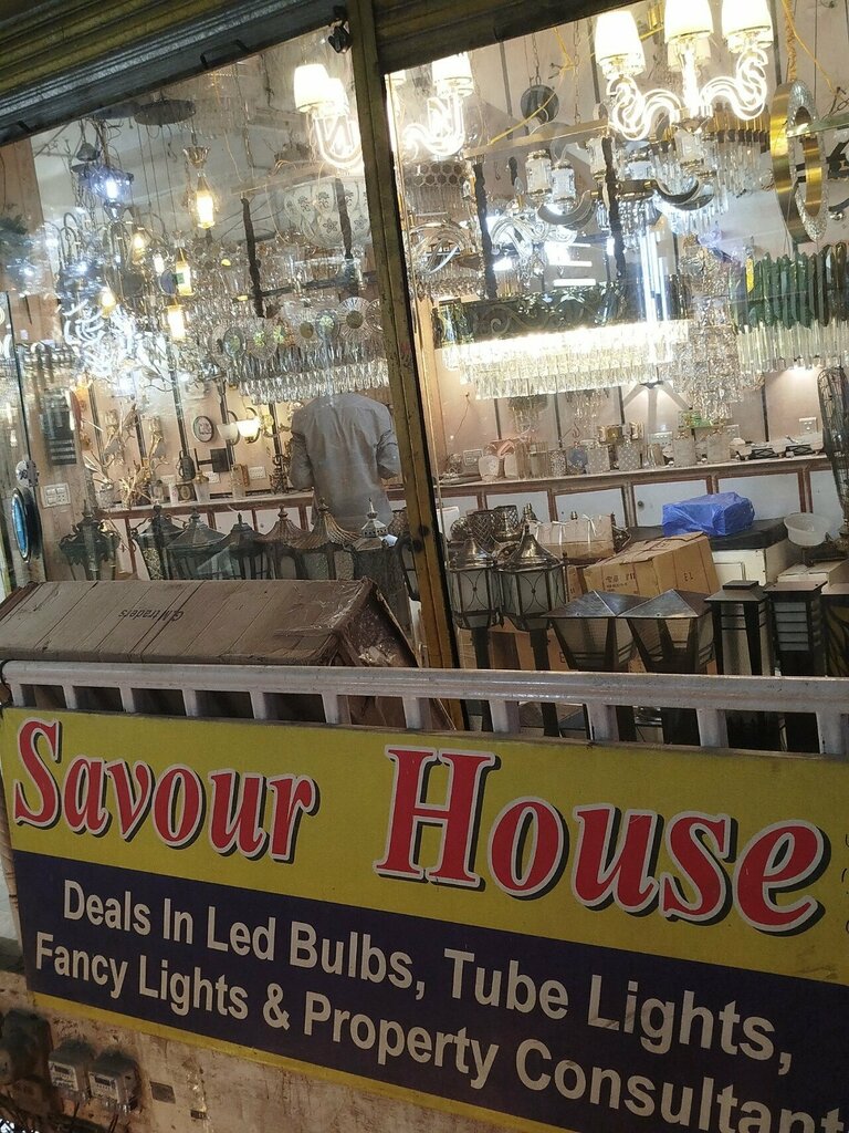 Electronics store Savour house, Lahore, photo