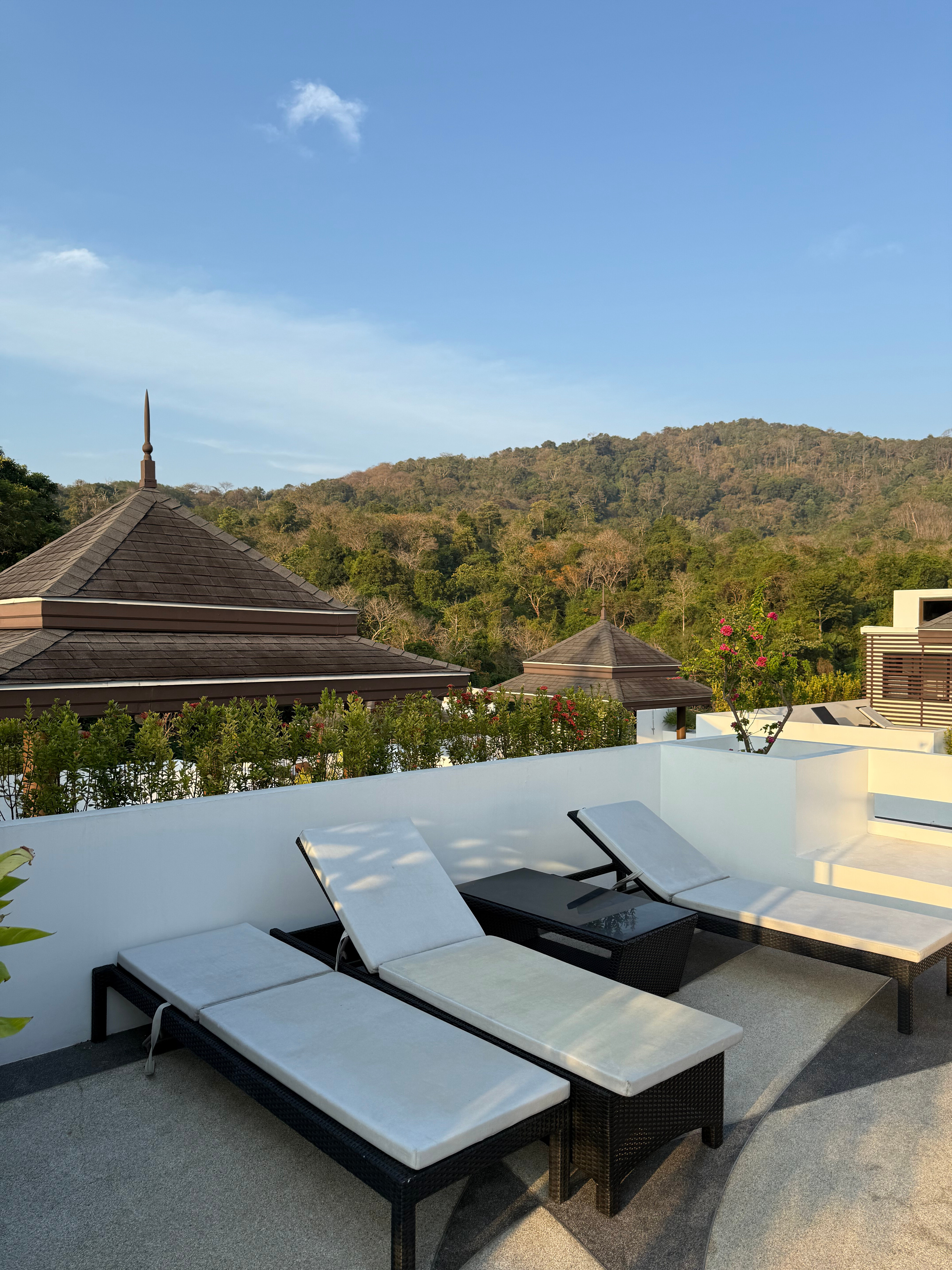 Фото By The Lake 