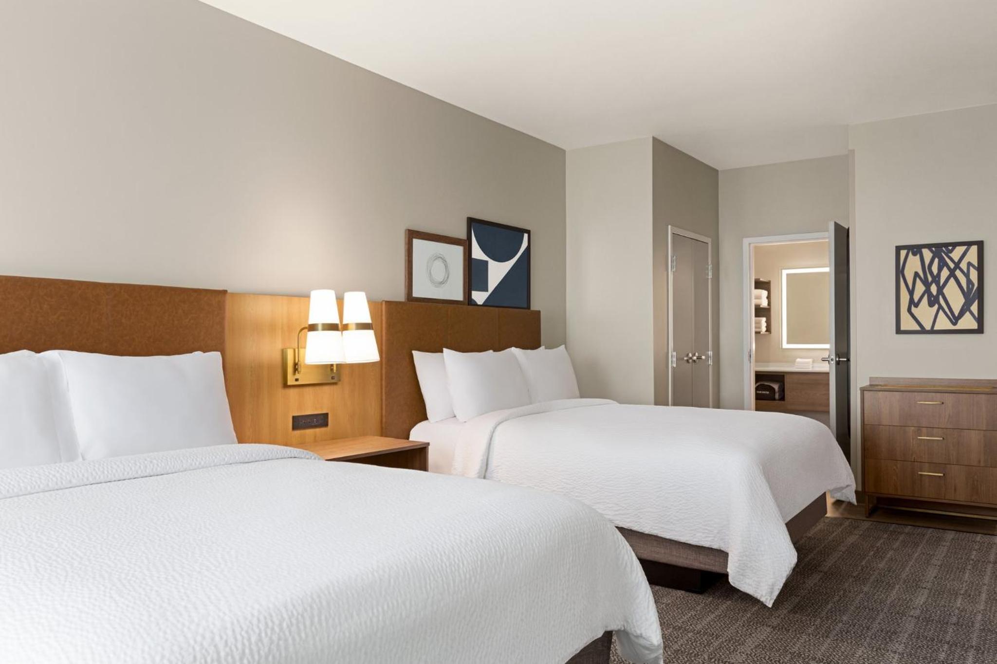 Фото Sonesta Es Suites Burlington Boston