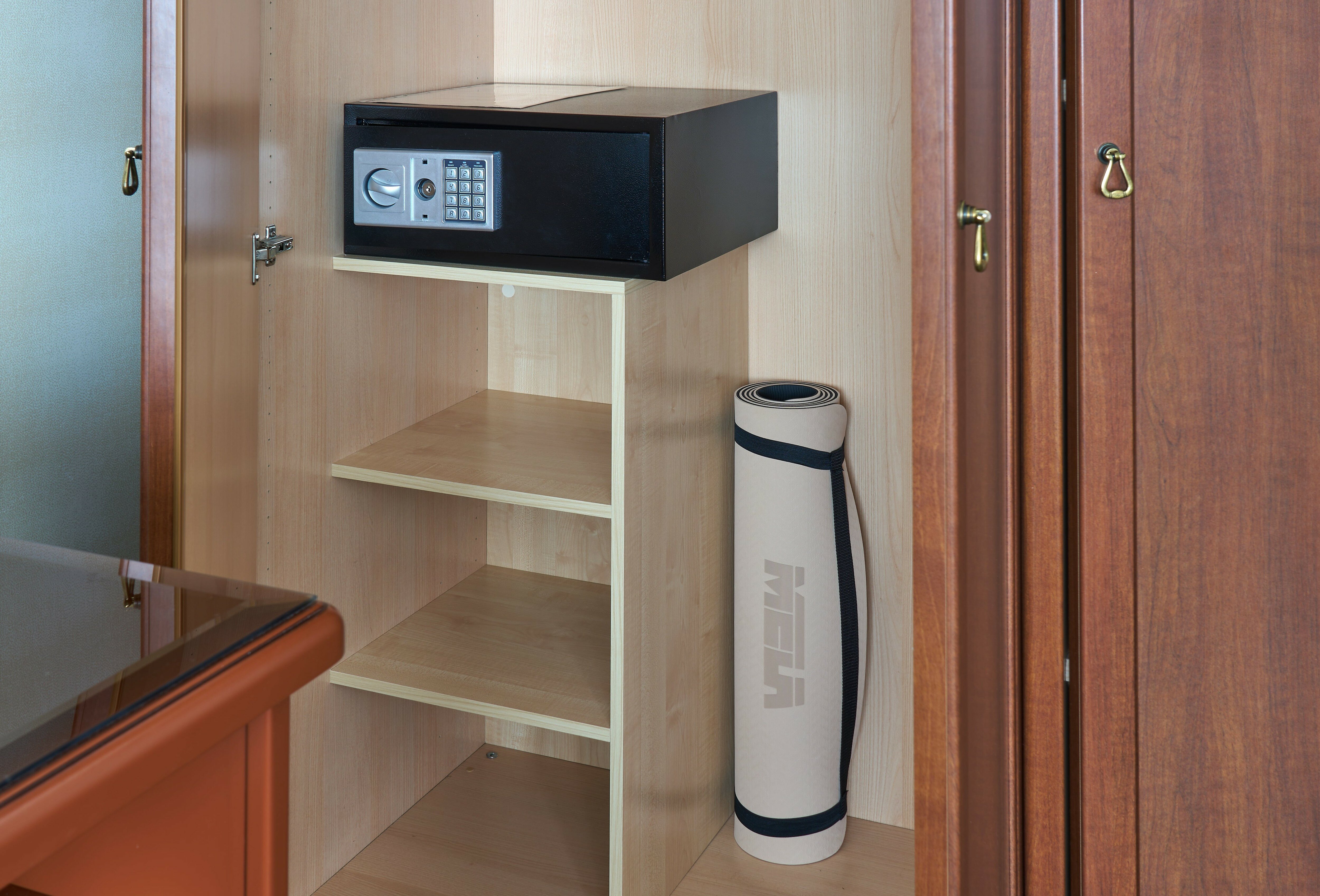 Фото Astor Hotel