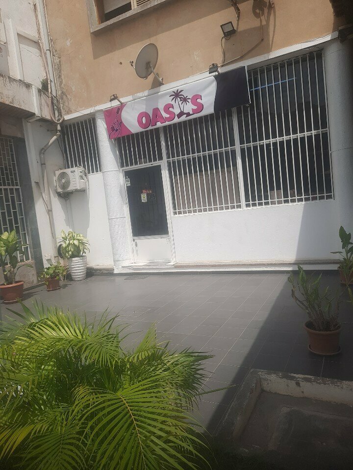 Tailor Atelier de Beleza Oasis, Loanda, photo