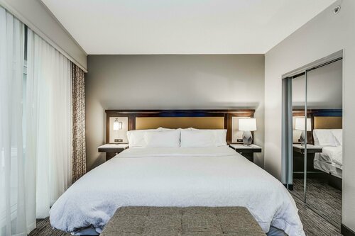 Гостиница Hampton Inn & Suites Mobile- Downtown Historic District
