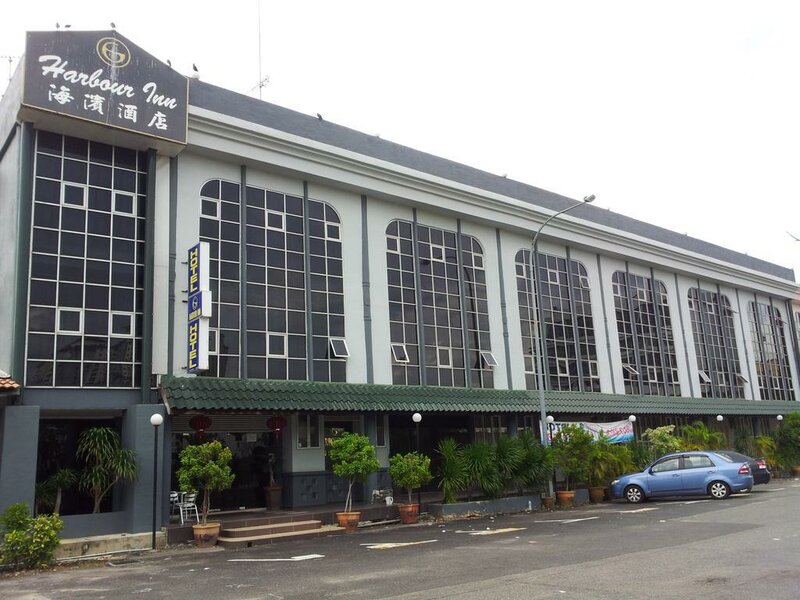 Гостиница Harbour Inn Melaka в Малакке