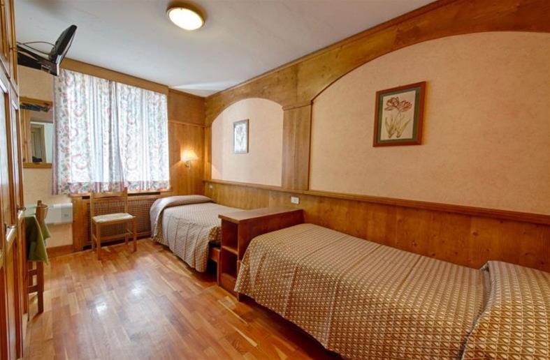 Фото Hotel Edelweiss