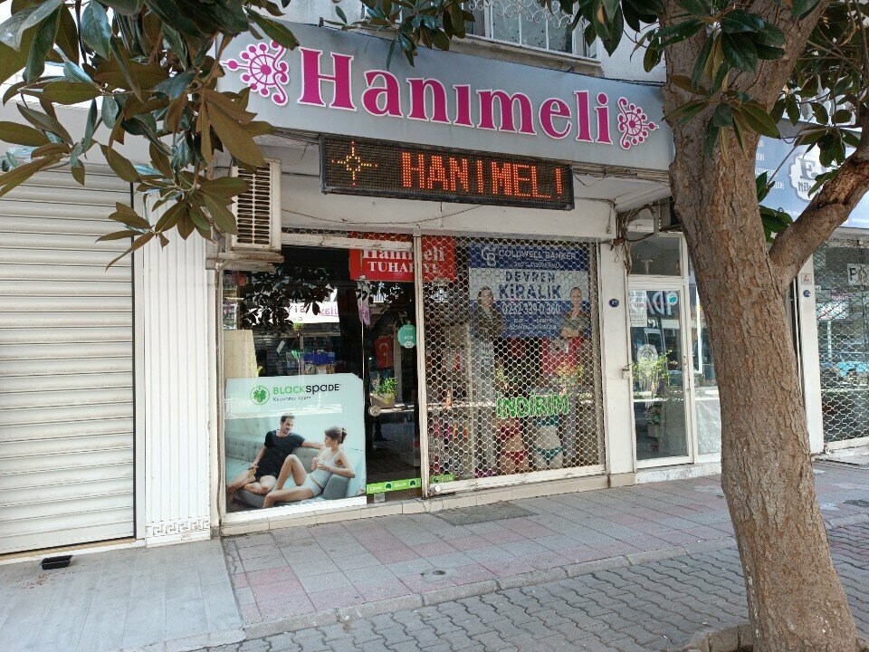 Haberdashery and accessories shop Hanimeli Tuhafiye, Izmir, photo