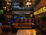 Timeless (Milyutinsky Lane, 15с1) ، مطعم يقدم الشيشة