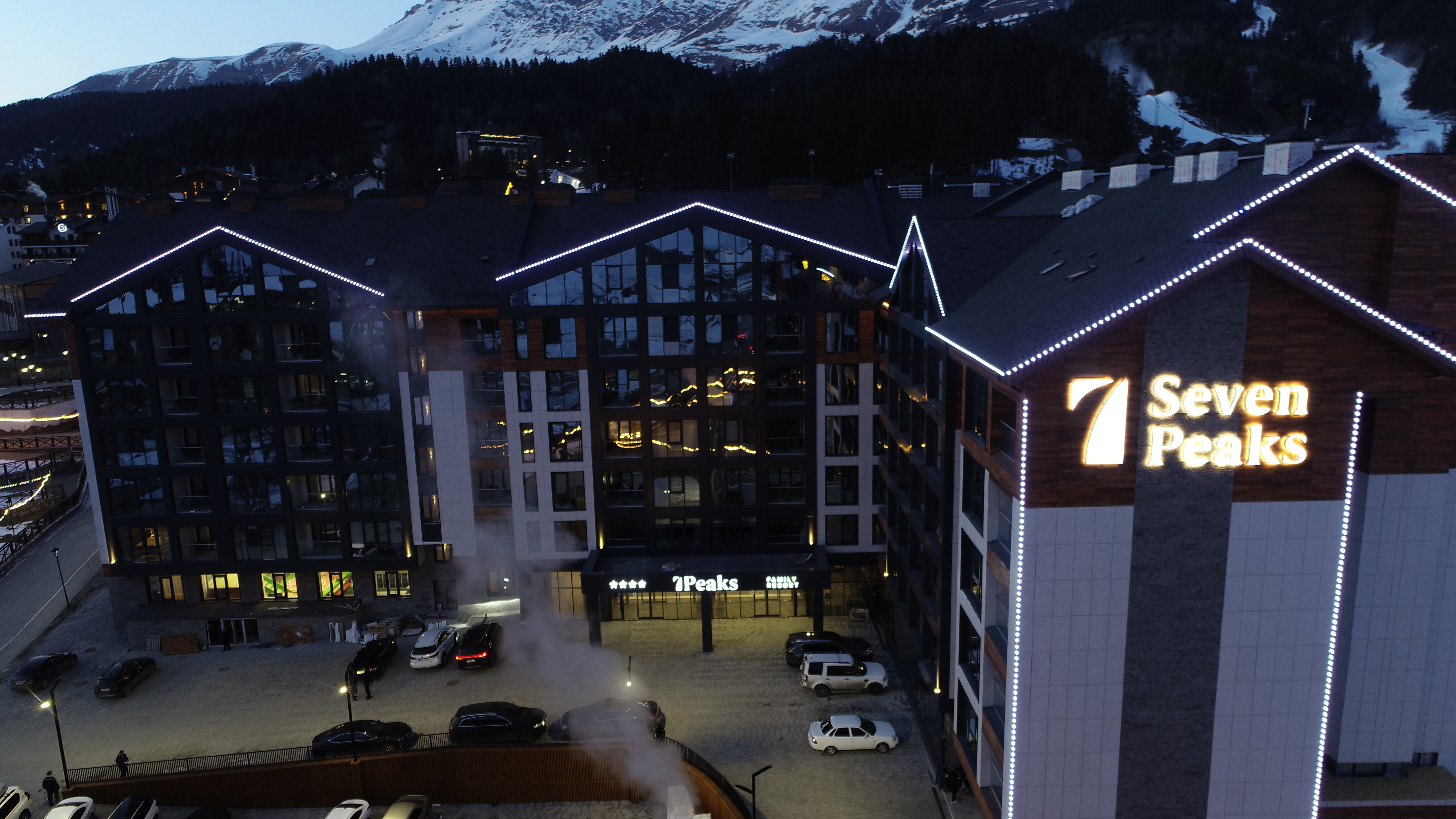 Фото 7Peaks Family Resort