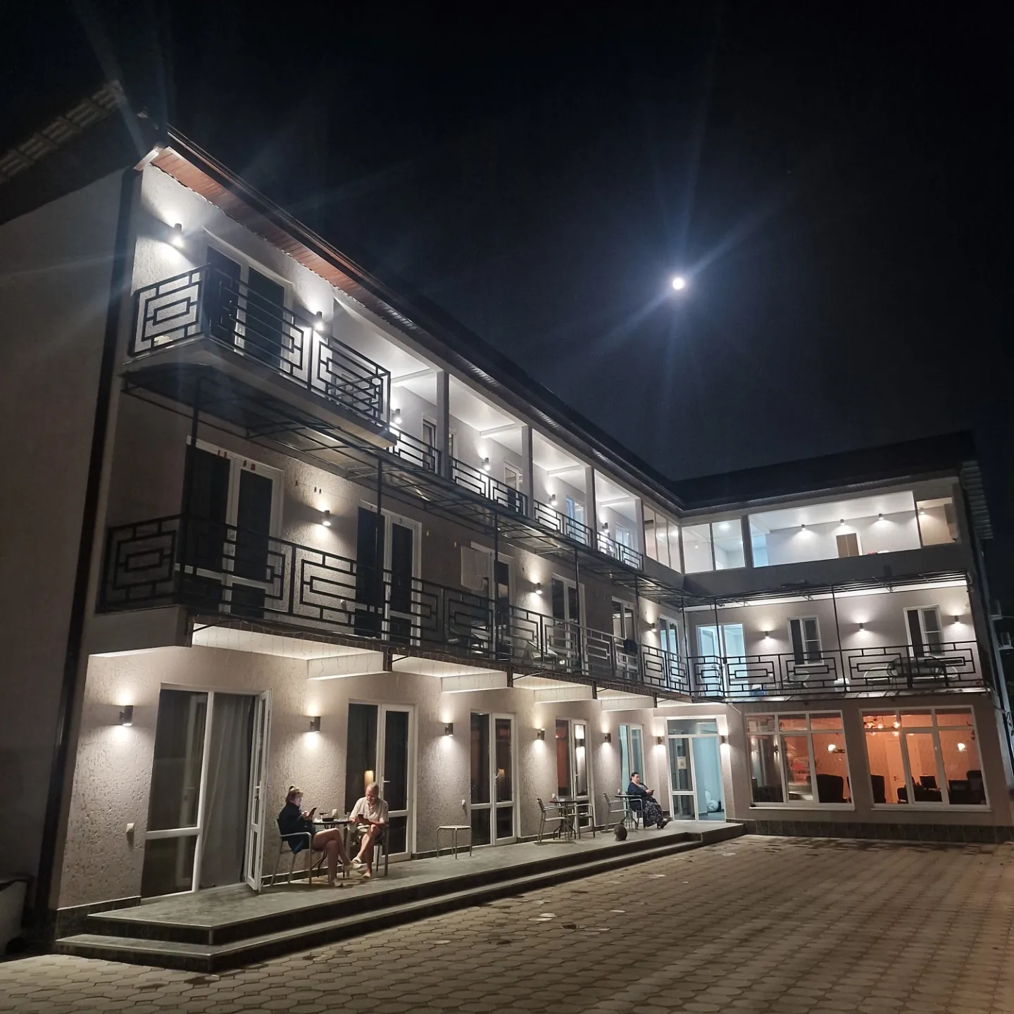 Фото Премьер-Сухум