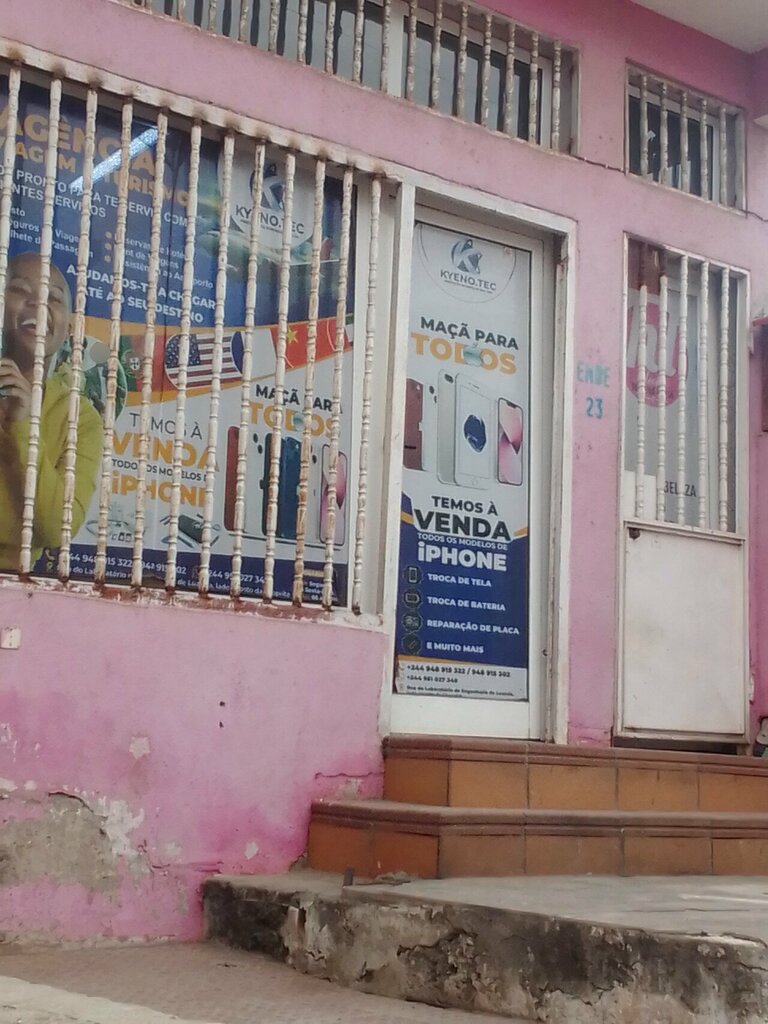 Mobile phone store Loja de telemóveis, Loanda, photo