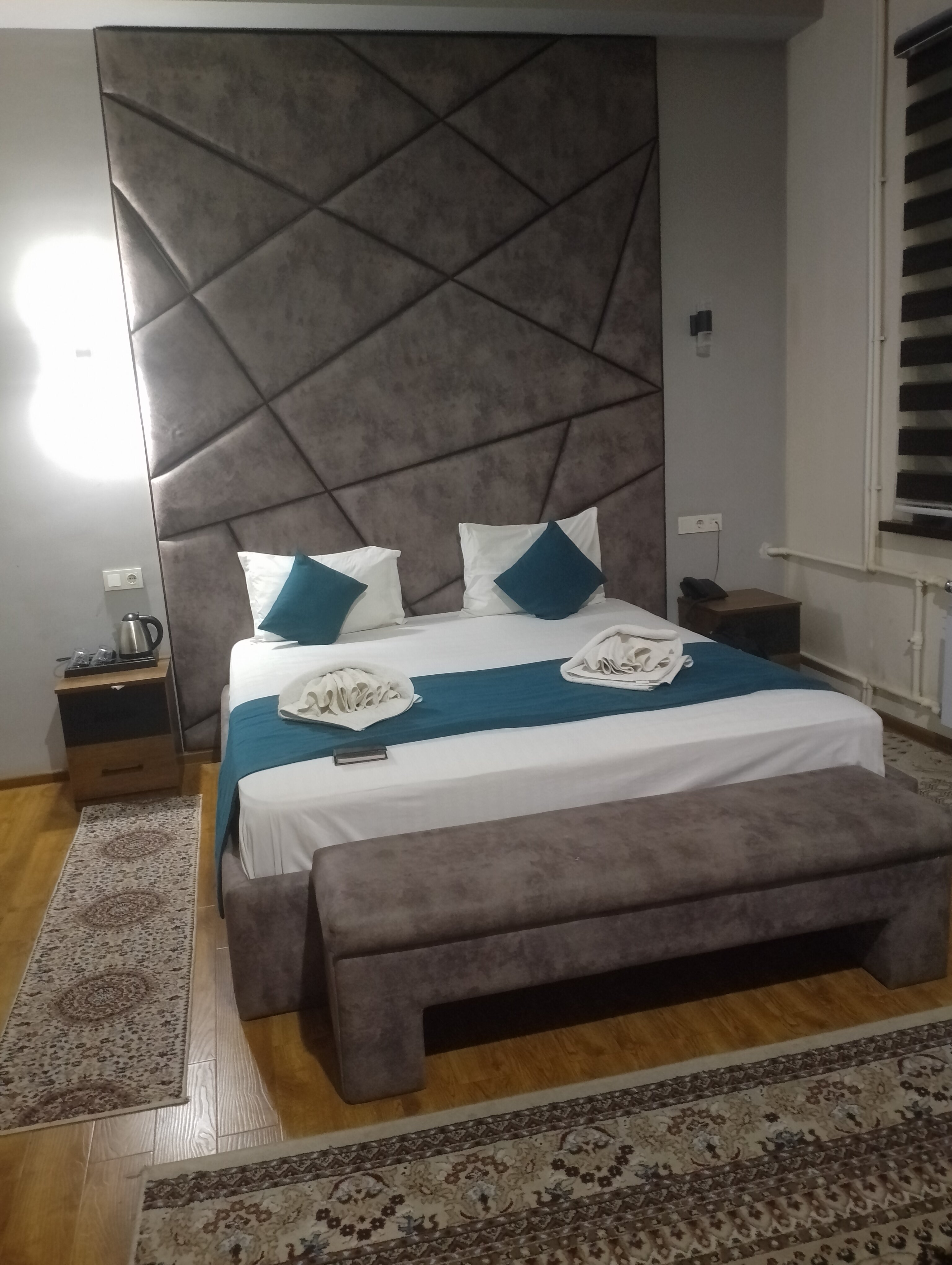 Фото Profi Inn Boutique Hotel