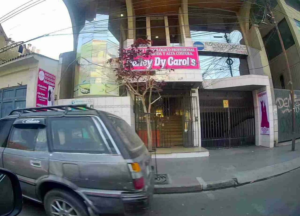 Modeling agency Halley Dy Carol's Technological Institute, Cochabamba, photo