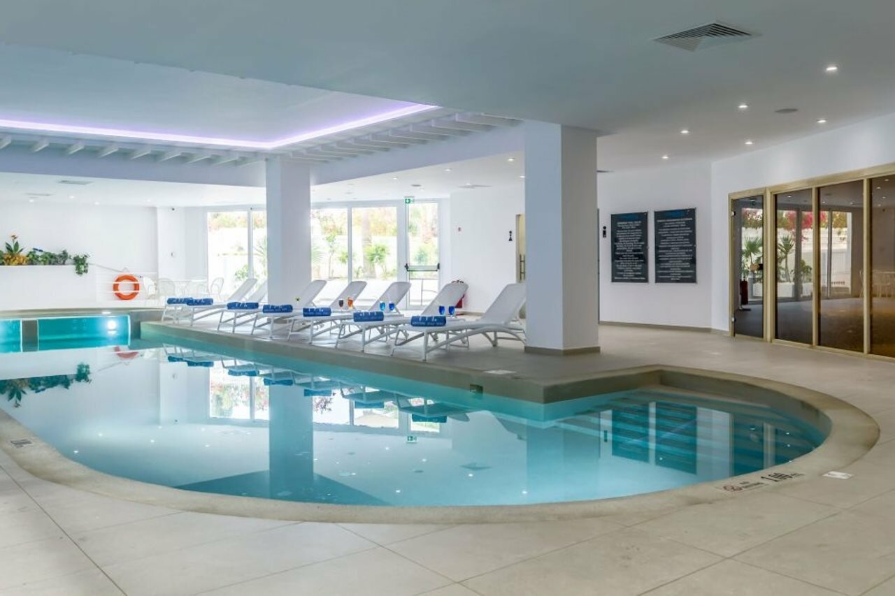 Фото Margadina Lounge Hotel