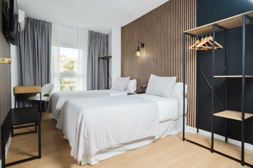 Гостиница Hotel Mare Estepona в Эстепоне