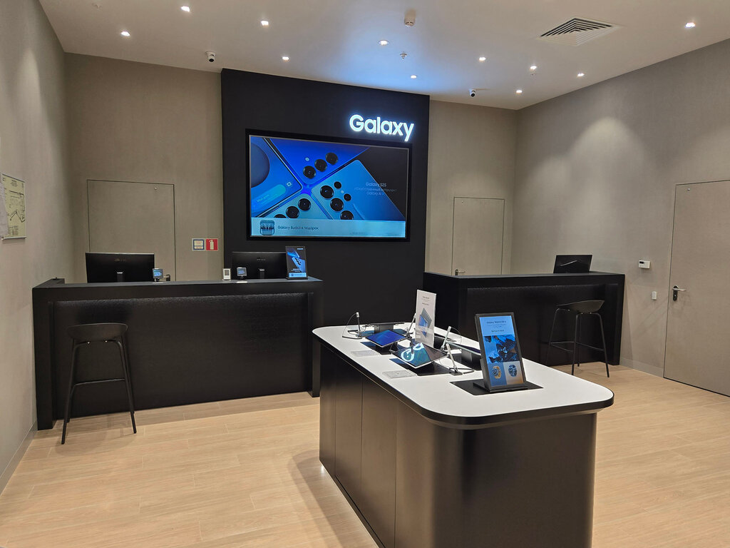 Electronics store Samsung, Kaliningrad, photo