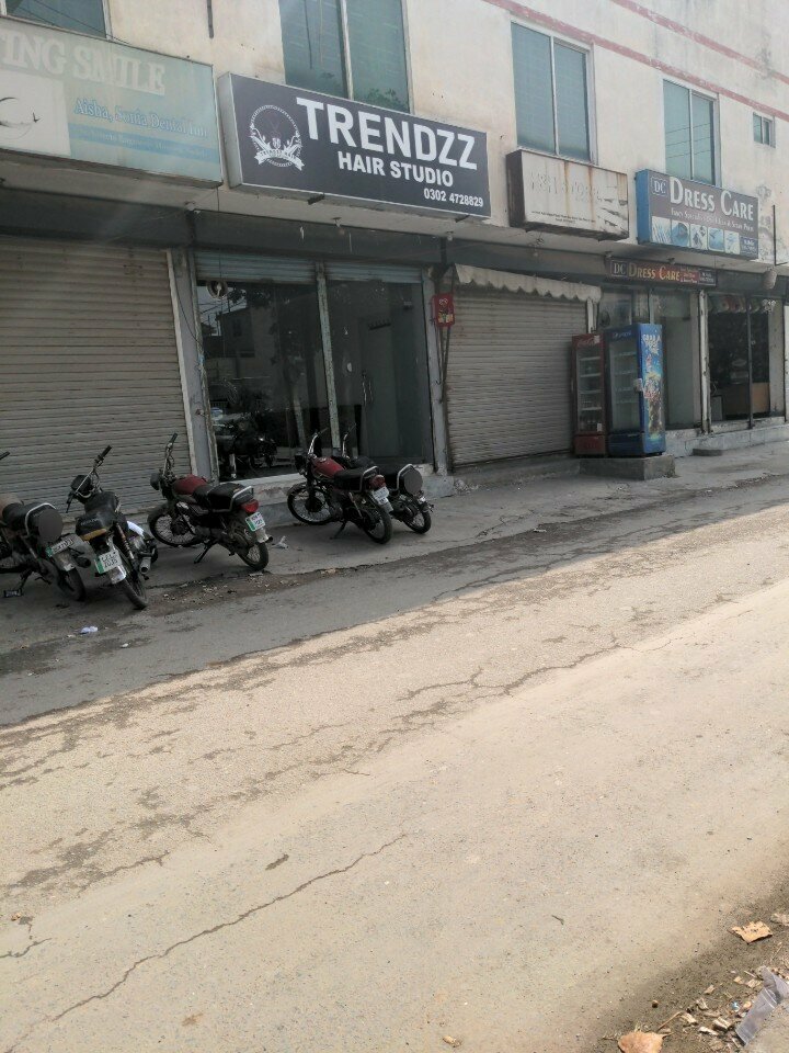 Hairdresser Trendzz hair studio, Lahore, photo