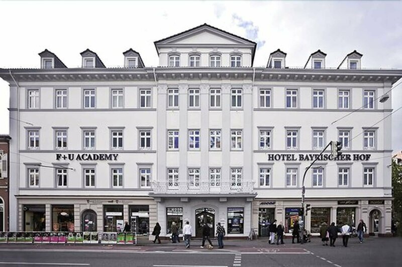 Гостиница Hotel Bayrischer Hof в Хайдельберге