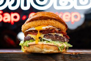 Горячие Головы (Moskovskaya Street No:74, Penza), spor barları  Penza'dan