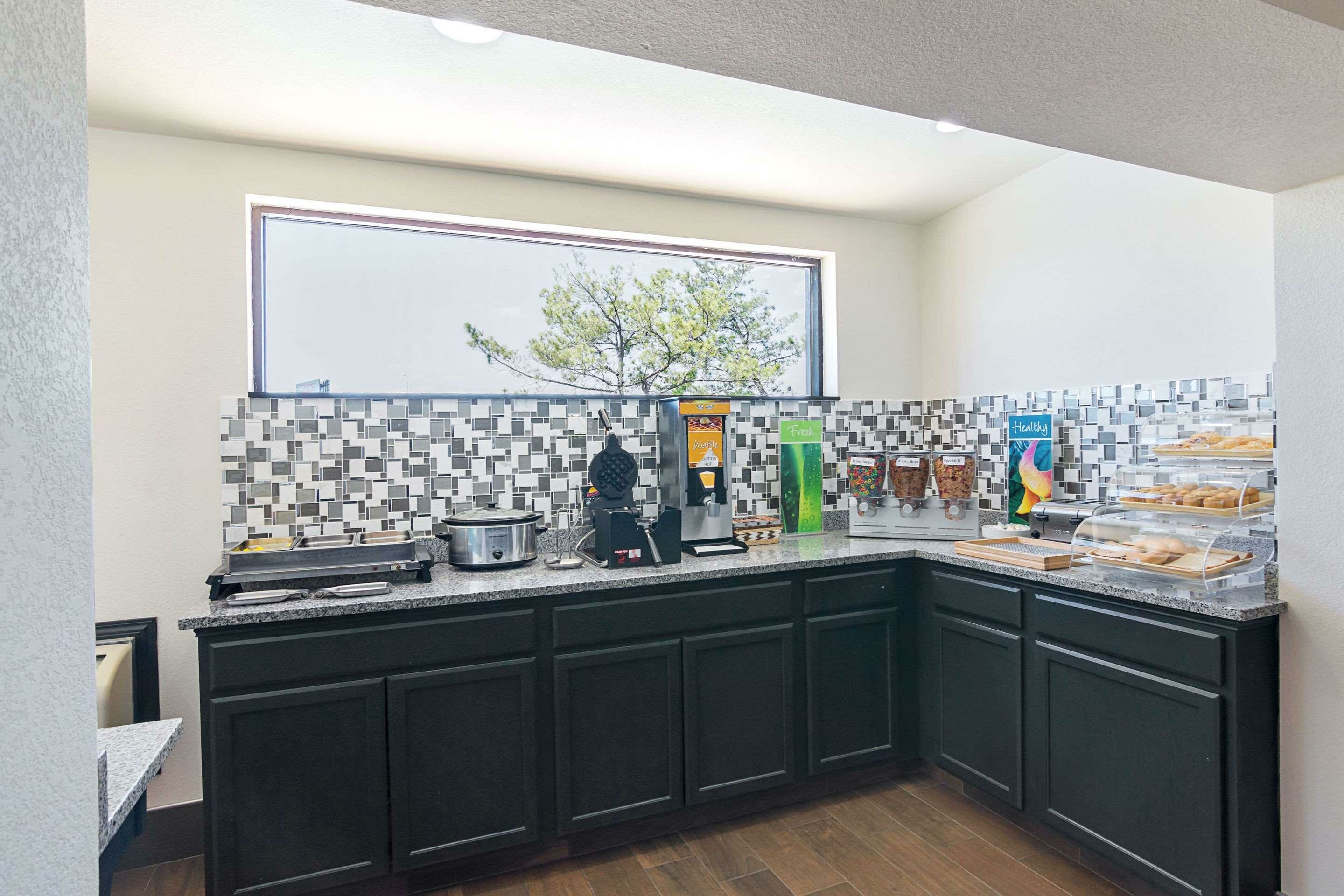 Фото Quality Inn