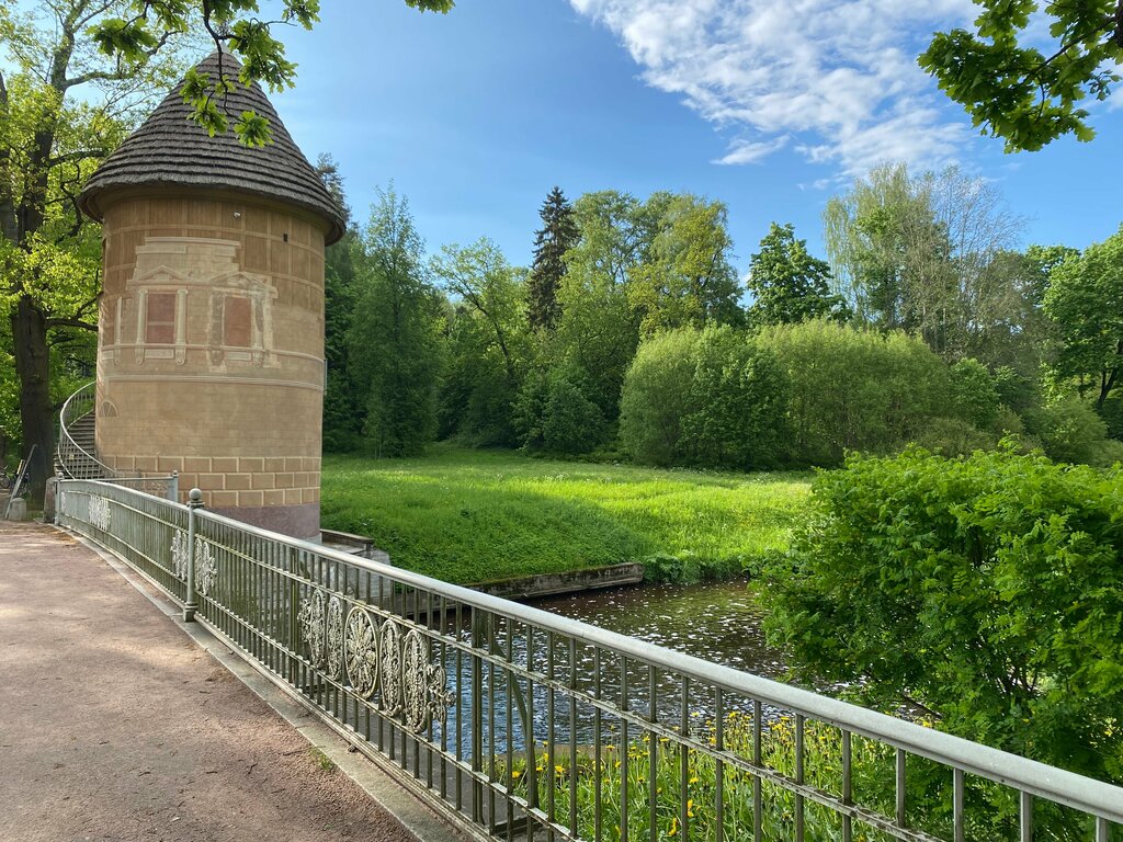 Landmark, attraction Пиль-башенный мост, Pavlovsk, photo