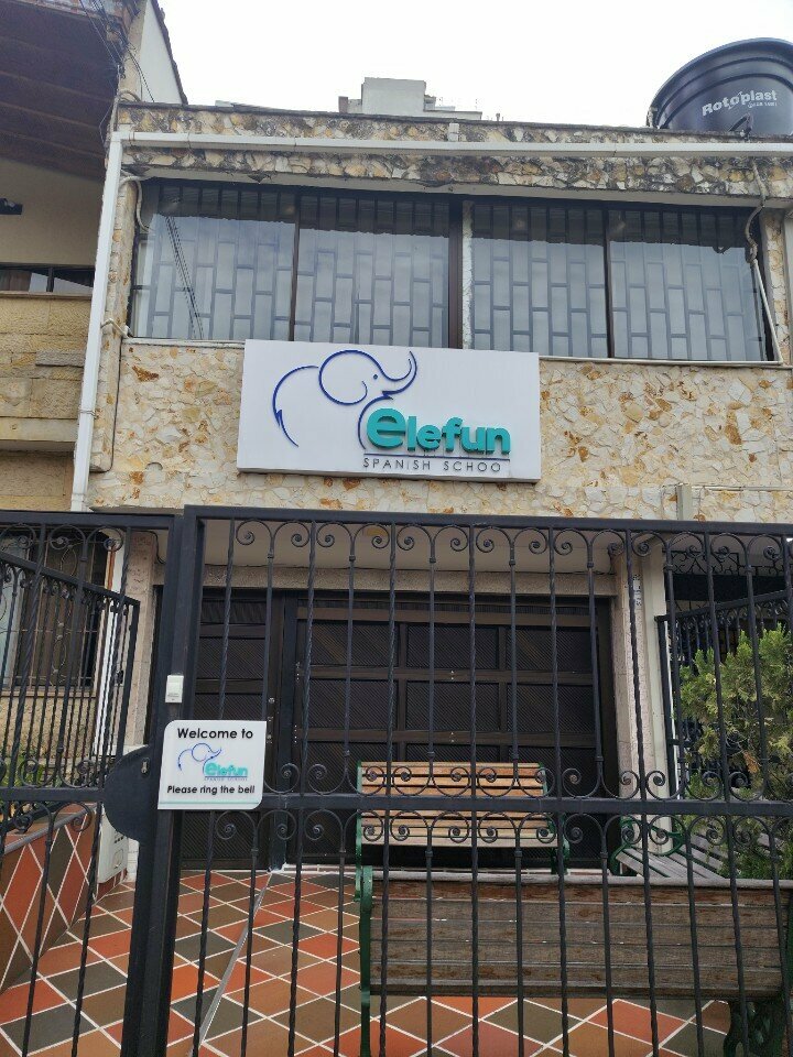 Foreign language courses Elefun Spanish School, Medellin, photo
