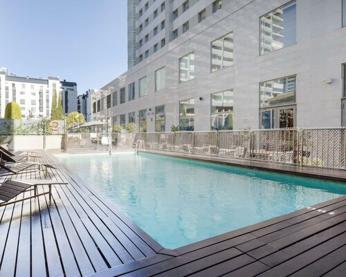 Гостиница Hotel Ilunion Valencia 3 в Валенсии