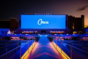 Гостиница Circa Resort & Casino