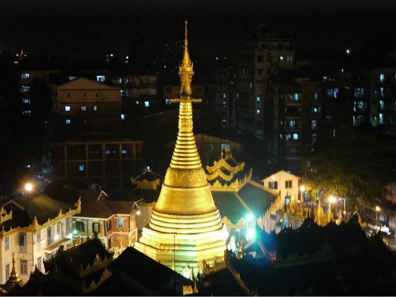 Гостиница Myint Myat Guest House в Янгоне