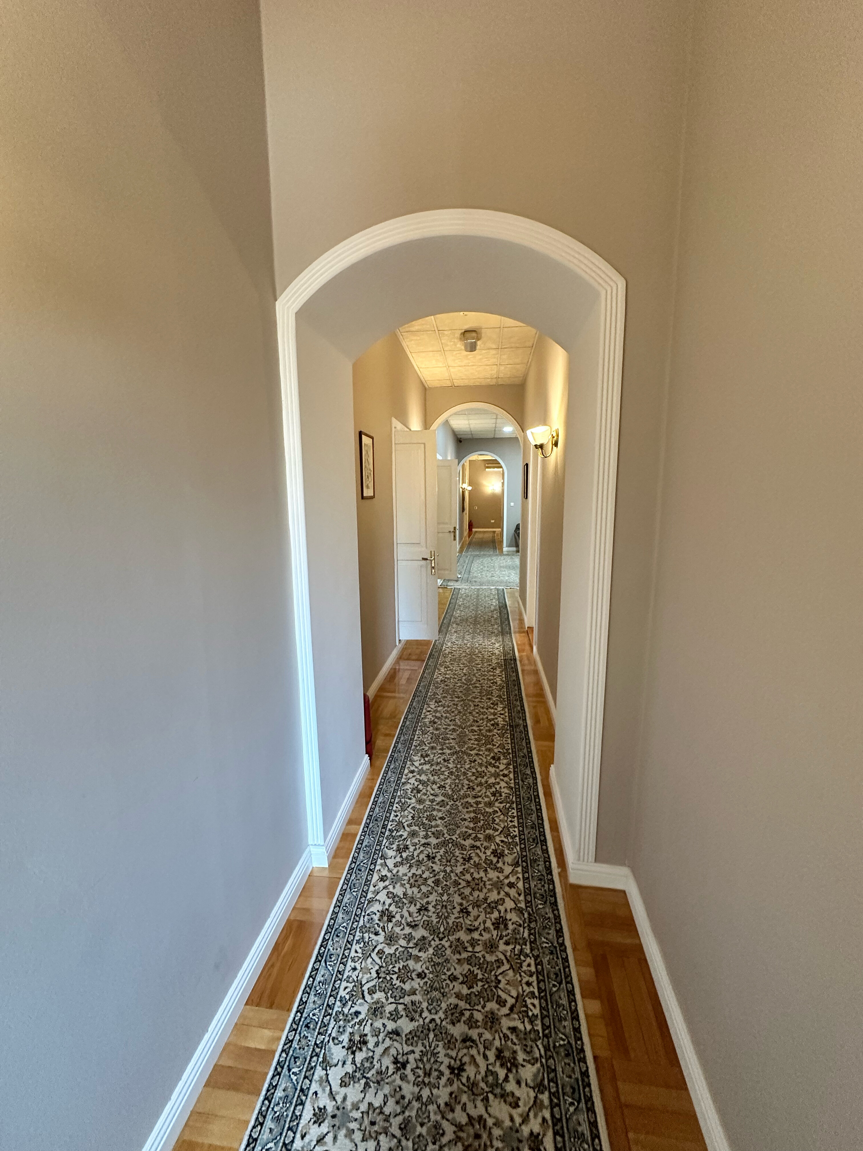 Фото Azcot Hotel