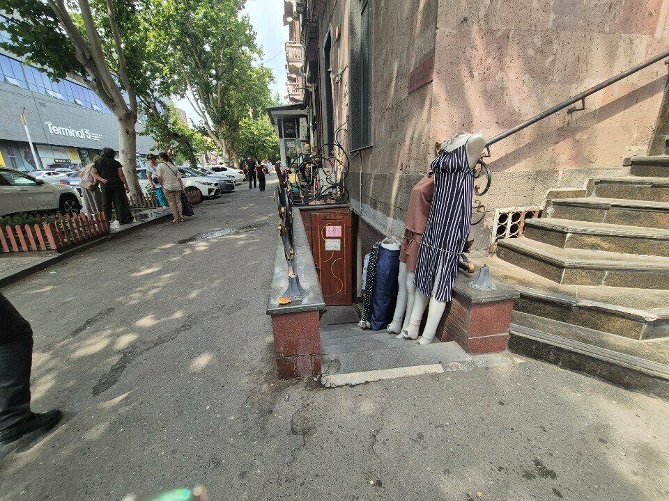 Clothing store Аннахадеп гнер, Yerevan, photo