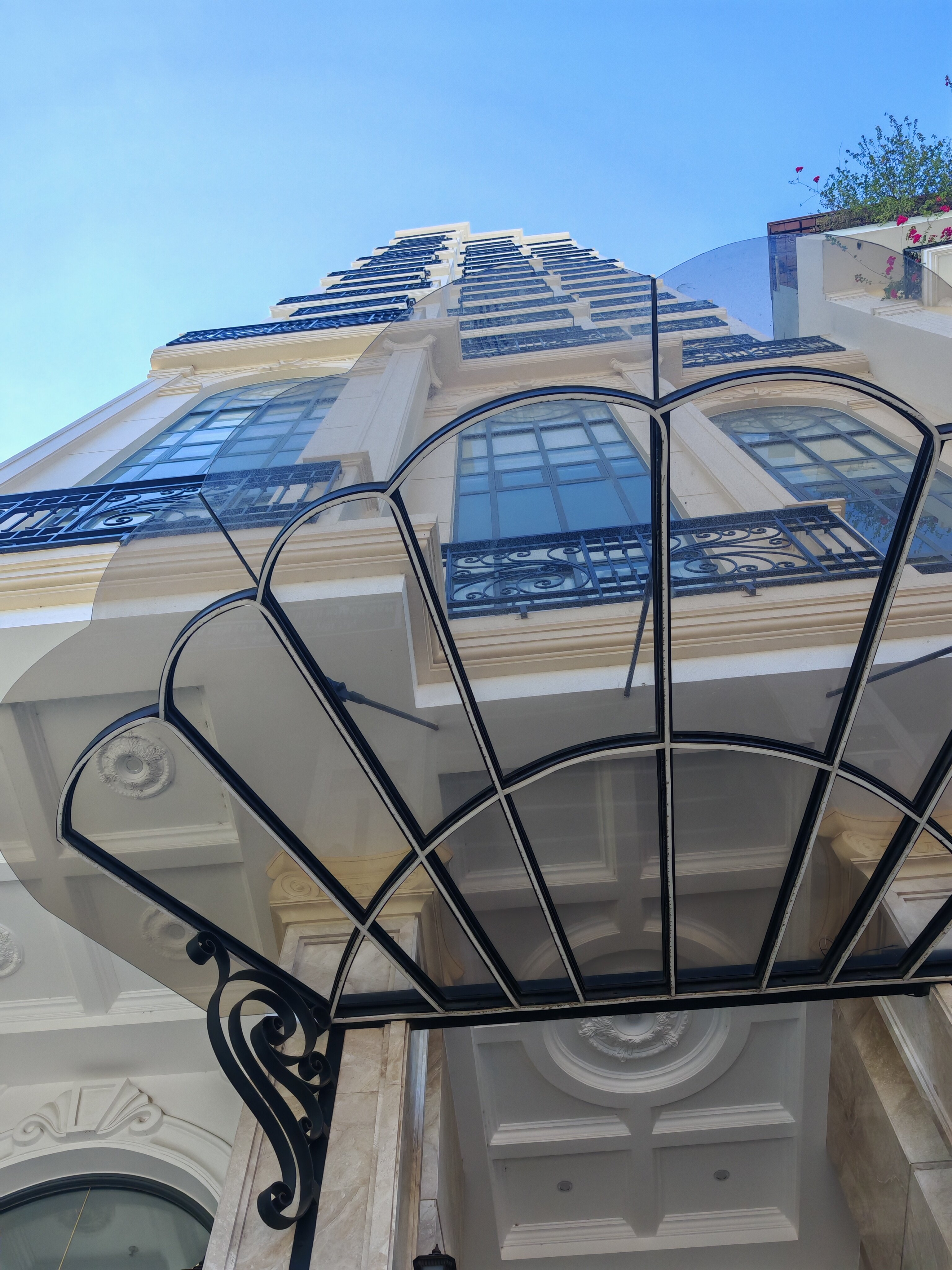 Фото Avari Hotel