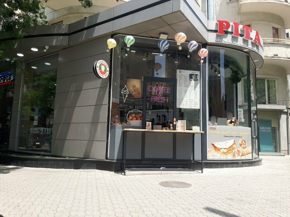 Coffee to go Good Man, Yerevan, photo