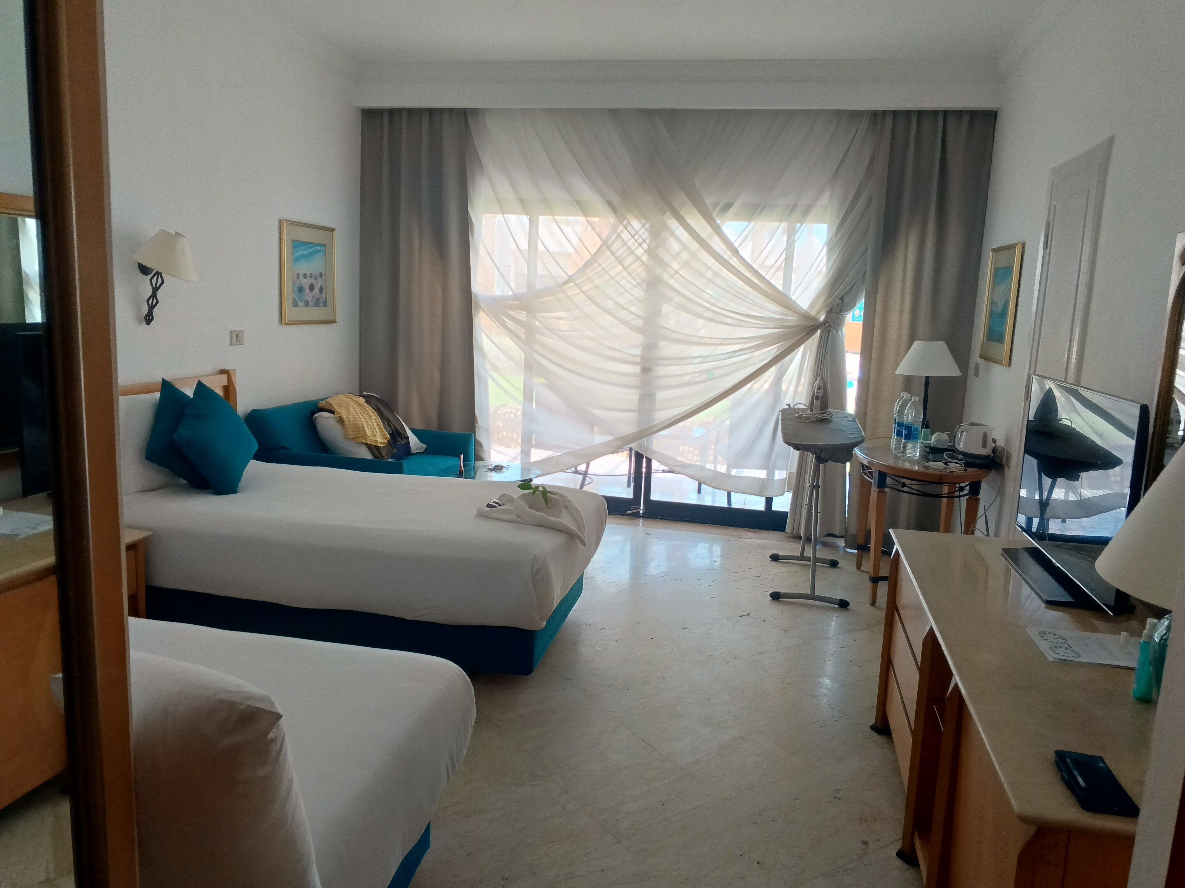 Фото Jaz Fayrouz