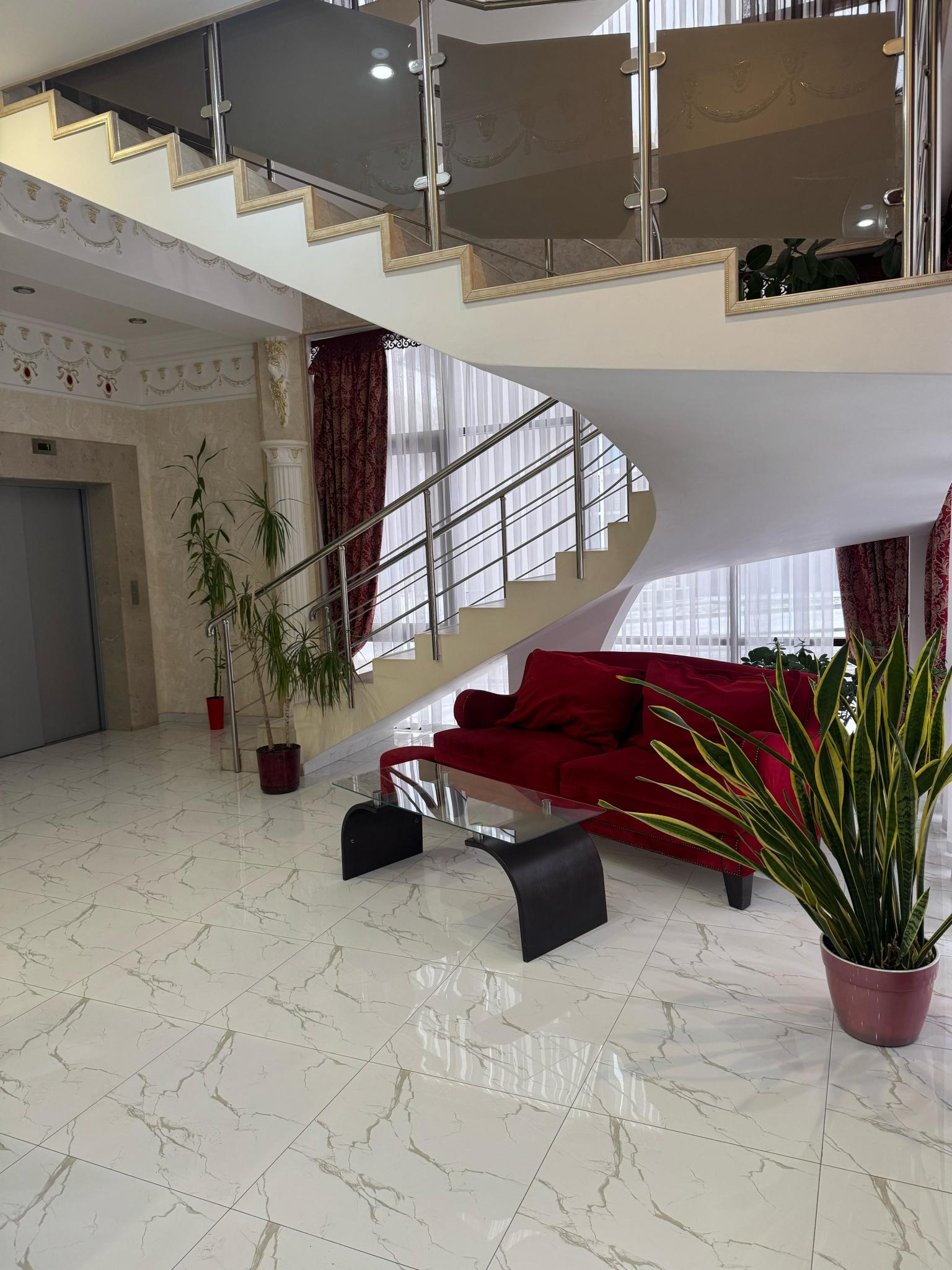 Фото Империя